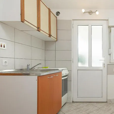 Apartment Stunning In With Kitchen