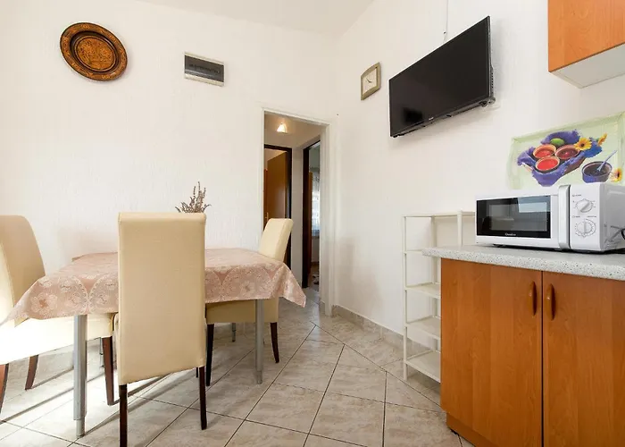 Apartmán 2 Bedroom Pet Friendly In *